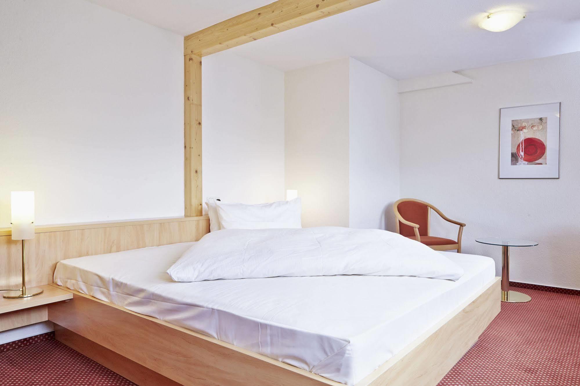 Ringhotel Garni Pflug Oberkirch  Dış mekan fotoğraf